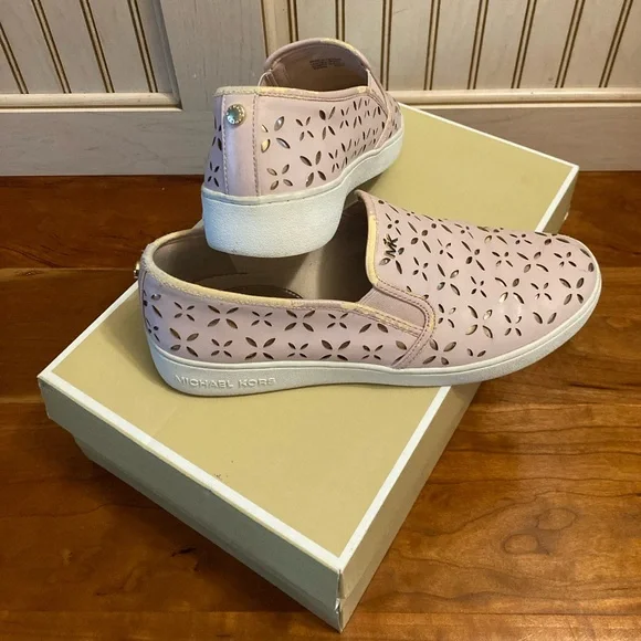 Michael Kors Keaton Pink Slip On Sneakers - Picture 2 of 8